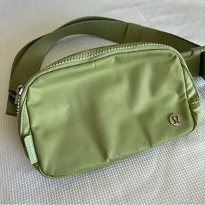 Lululemon Belt Bag 1L Edamame Green